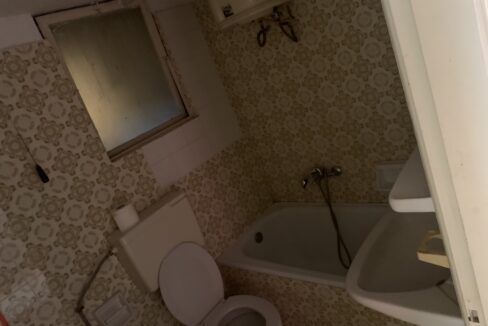 IMG-ce417f2b8fe72796f3d0b8a68d96b17a-V