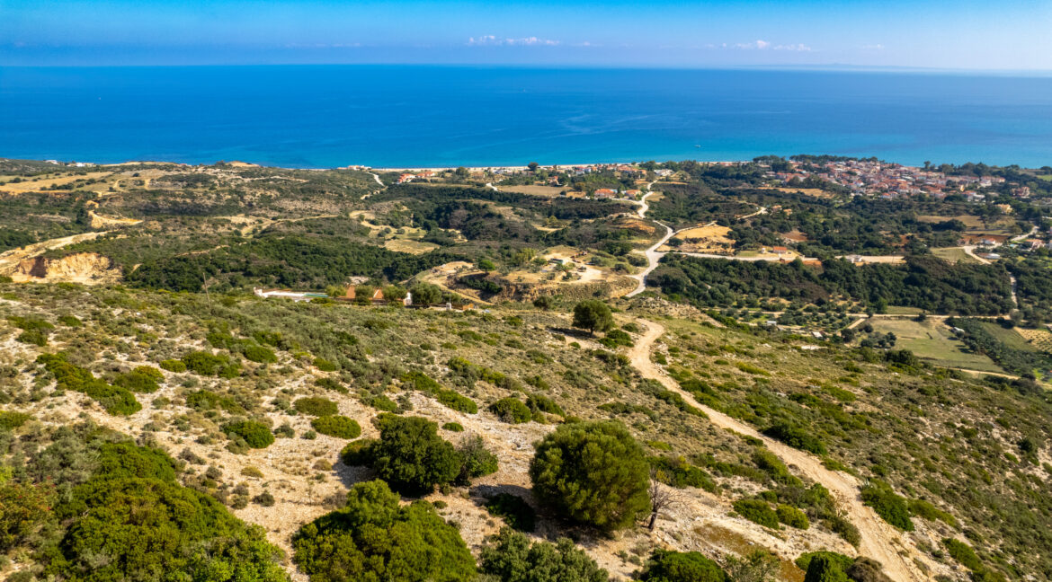Πωλείται Οικόπεδο