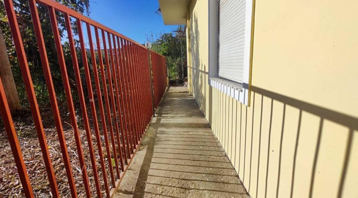 ΣΤΑΘΟΠΟΥΛΟΣ ΜΕΣΙΤΙΚΟ ΓΡΑΦΕΙΟ (12)