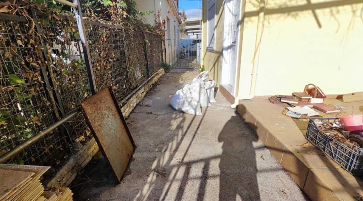 ΣΤΑΘΟΠΟΥΛΟΣ ΜΕΣΙΤΙΚΟ ΓΡΑΦΕΙΟ (14)