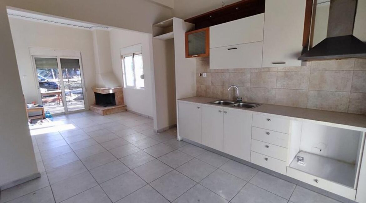 ΣΤΑΘΟΠΟΥΛΟΣ ΜΕΣΙΤΙΚΟ ΓΡΑΦΕΙΟ (2)