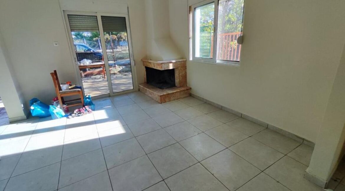 ΣΤΑΘΟΠΟΥΛΟΣ ΜΕΣΙΤΙΚΟ ΓΡΑΦΕΙΟ (3)