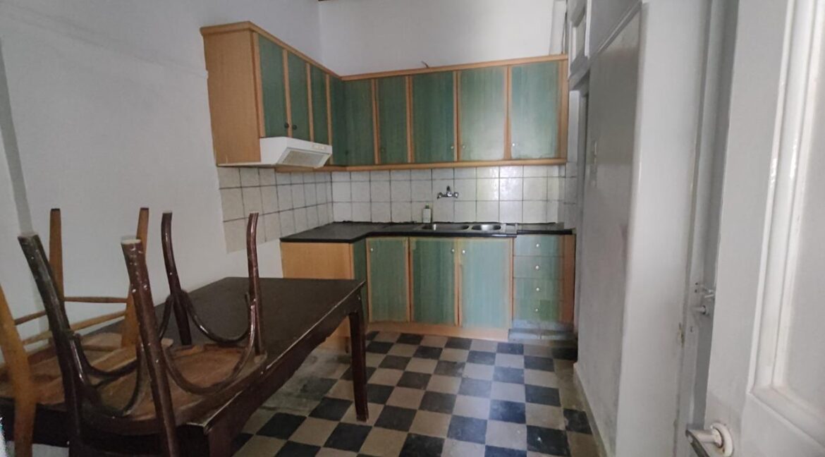 ΣΤΑΘΟΠΟΥΛΟΣ ΜΕΣΙΤΙΚΟ ΓΡΑΦΕΙΟ ΠΑΤΡΑ (2)