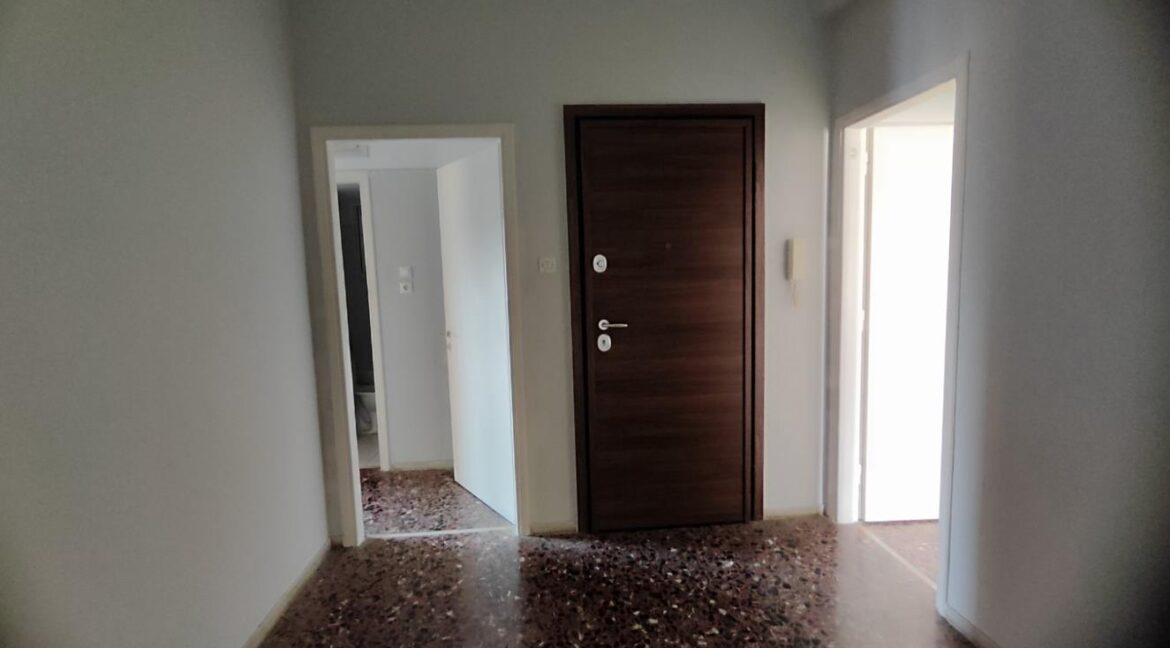 ΣΤΑΘΟΠΟΥΛΟΣ ΜΕΣΙΤΙΚΟ ΓΡΑΦΕΙΟ ΠΑΤΡΑ (11)