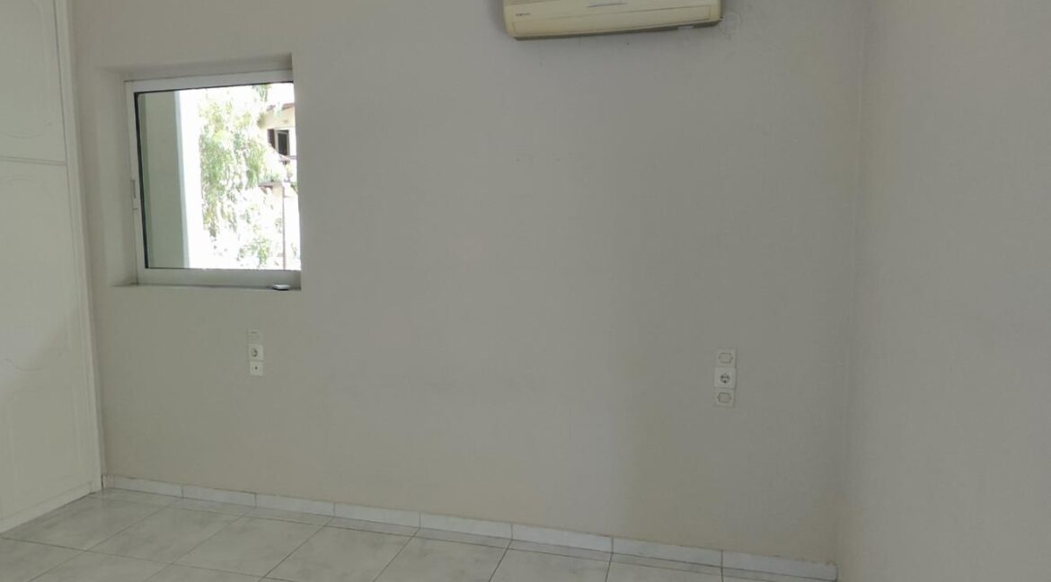 ΣΤΑΘΟΠΟΥΛΟΣ ΜΕΣΙΤΙΚΟ ΓΡΑΦΕΙΟ ΠΑΤΡΑ (2)