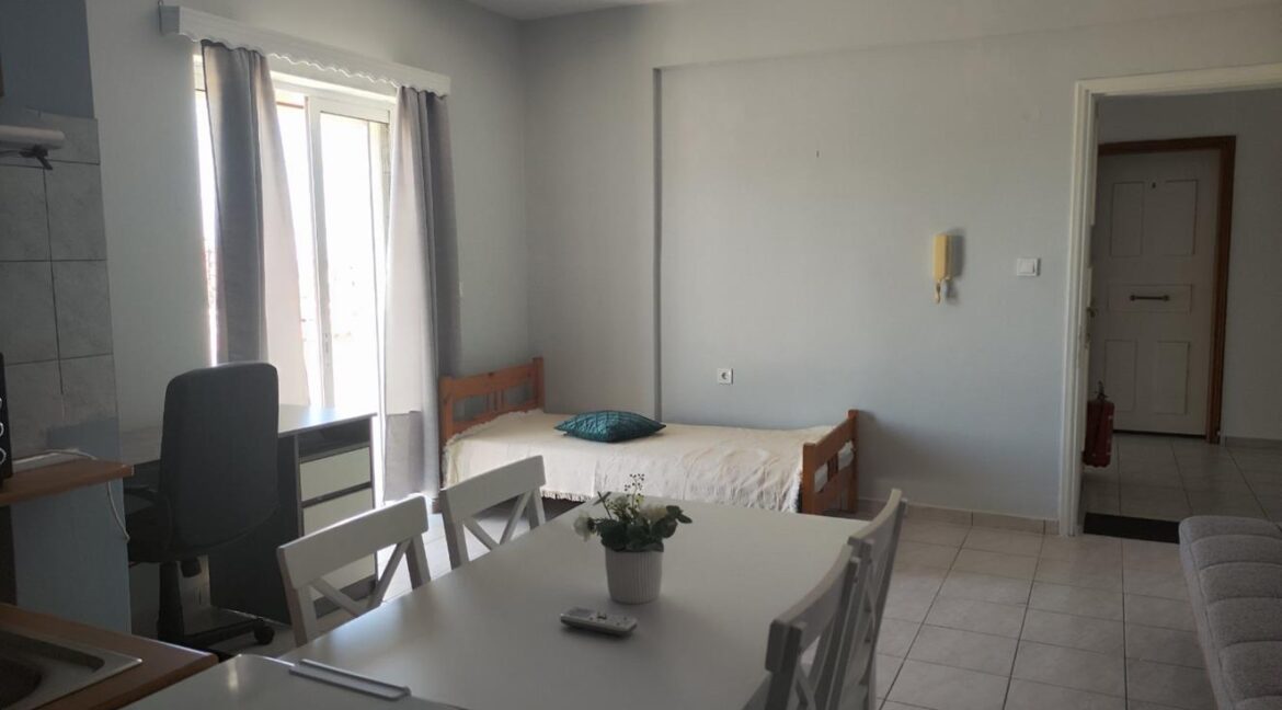 ΣΤΑΘΟΠΟΥΛΟΣ ΜΕΣΙΤΙΚΟ ΓΡΑΦΕΙΟ ΠΑΤΡΑ (2)