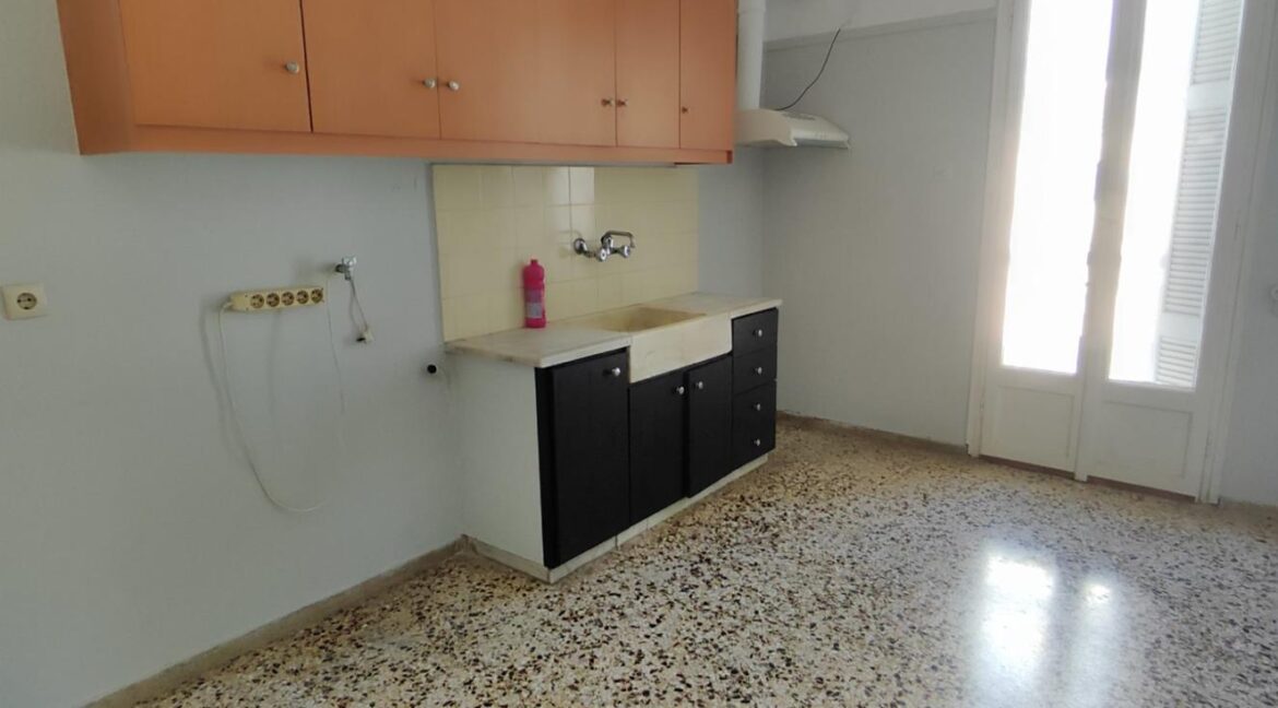 ΣΤΑΘΟΠΟΥΛΟΣ ΜΕΣΙΤΙΚΟ ΓΡΑΦΕΙΟ ΠΑΤΡΑ (7)