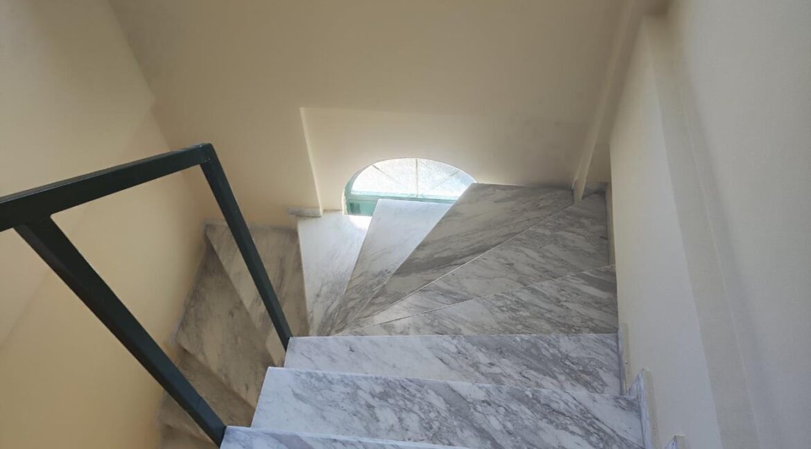 ΣΤΑΘΟΠΟΥΛΟΣ ΜΕΣΙΤΙΚΟ ΓΡΑΦΕΙΟ ΠΑΤΡΑ (8)