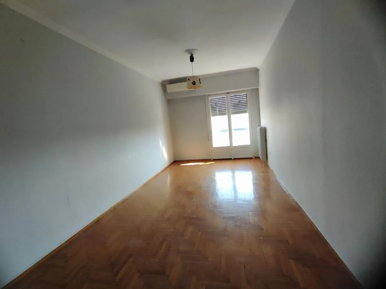 Ενοικιάζεται Τριάρι