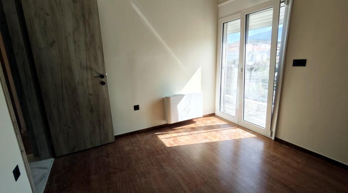 ΣΤΑΘΟΠΟΥΛΟΣ ΜΕΣΙΤΙΚΟ ΓΡΑΦΕΙΟ ΠΑΤΡΑ (22)